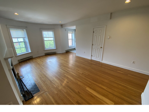 1742 Washington St, Unit 3 in Boston, MA - Building Photo - Building Photo