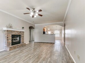 547 shadow Way in Mustang, OK - Foto de edificio - Building Photo