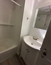 2418 Central Ave in Dubuque, IA - Building Photo - Building Photo