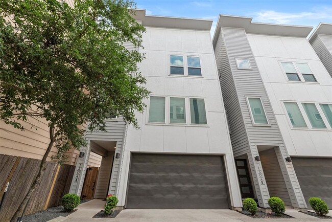 property at 1304 Hussion St