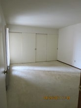 3942 N Oakland Ave-Unit -N/A in Shorewood, WI - Building Photo - Building Photo