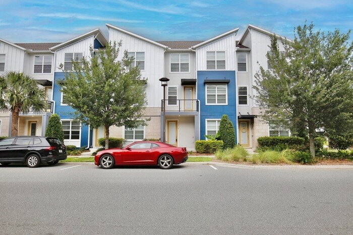 13310 Bovet Ave in Orlando, FL - Building Photo