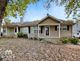 453 Westgate Blvd in Murfreesboro, TN - Building Photo