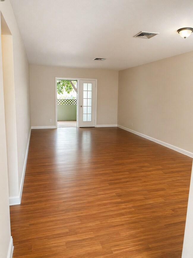 4317-4317 Cocoanut Rd in West Palm Beach, FL - Building Photo - Building Photo