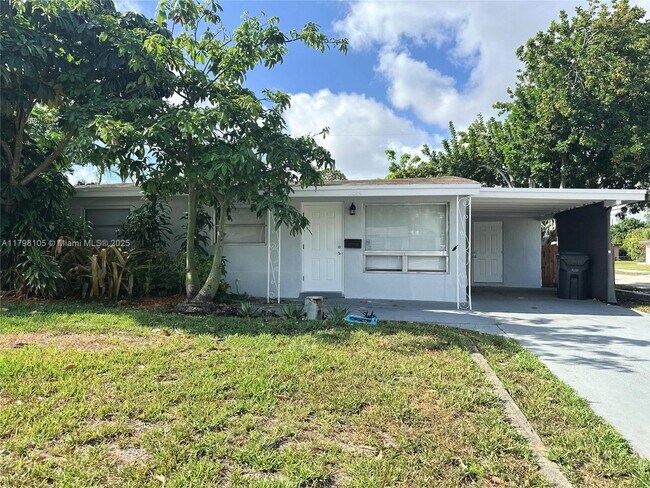 6644 Raleigh St in Hollywood, FL - Building Photo - Building Photo