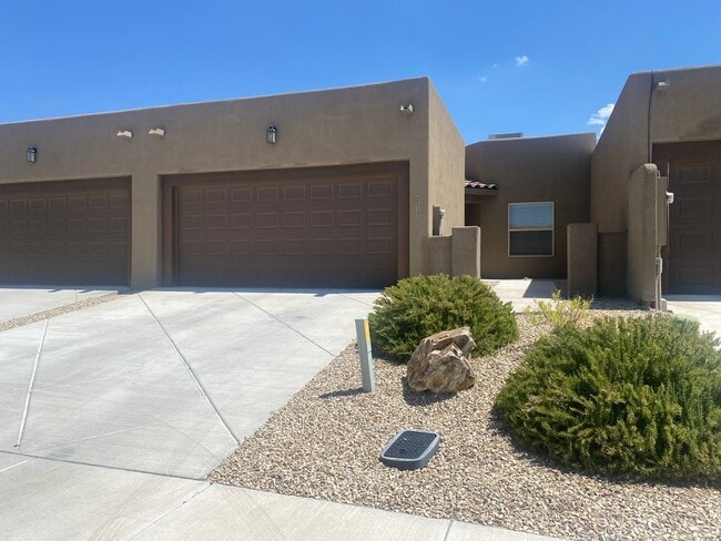 4306 Levante Dr in Las Cruces, NM - Building Photo - Building Photo