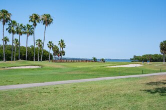 Cove Cay in Clearwater, FL - Building Photo - Building Photo