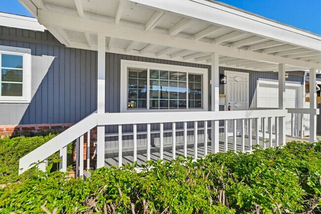 338 Patricia Ln in El Cajon, CA - Building Photo - Building Photo