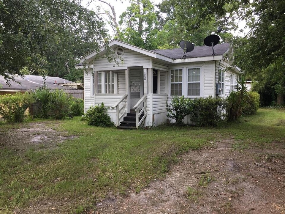 1250 W 27th St in Jacksonville, FL - Building Photo