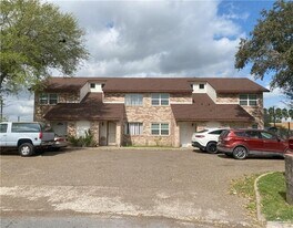 15 Jay Ct in McAllen, TX - Building Photo