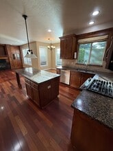 12301 NE 104th St in Vancouver, WA - Building Photo - Building Photo