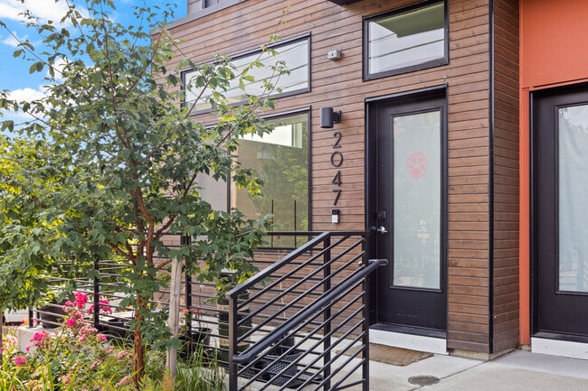 2047 25th Ave S in Seattle, WA - Building Photo - Building Photo