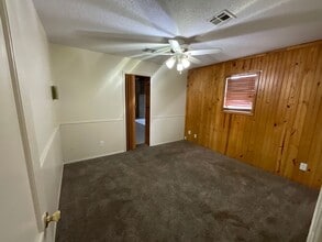 4709 SE 23rd St in Del City, OK - Building Photo - Building Photo