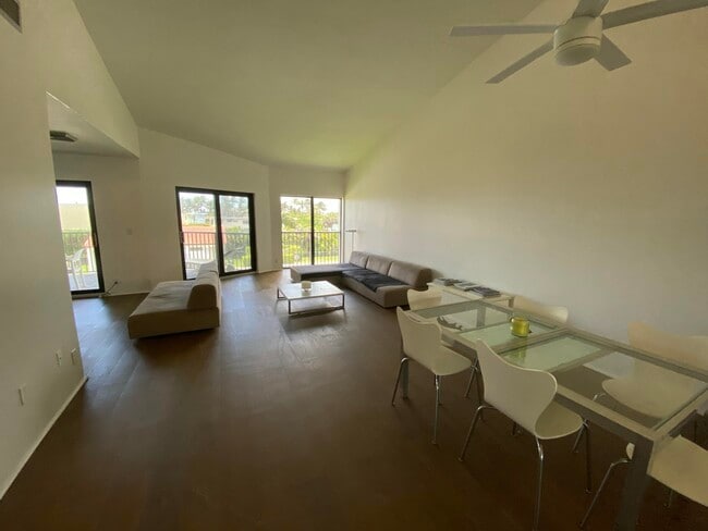 5801 N Ocean Blvd in Ocean Ridge, FL - Building Photo - Building Photo