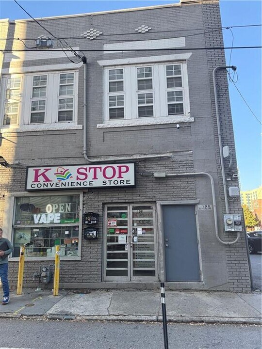 138 Edgewood Ave SE in Atlanta, GA - Foto de edificio