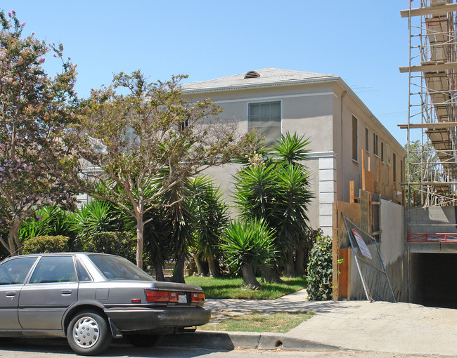 347 N Hayworth Ave in Los Angeles, CA - Building Photo - Building Photo