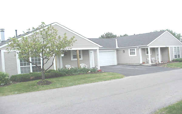 1210-1239 Wilshire Village Ct in Worthington, OH - Building Photo - Building Photo