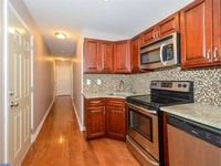 2238 N Park Ave - 6