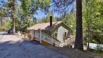 267 CA-138, Unit Upper Unit in Crestline, CA - Building Photo