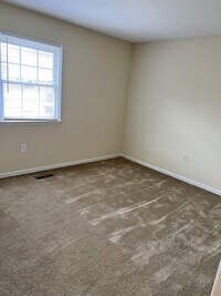 111 Royal Forest Ct photo'