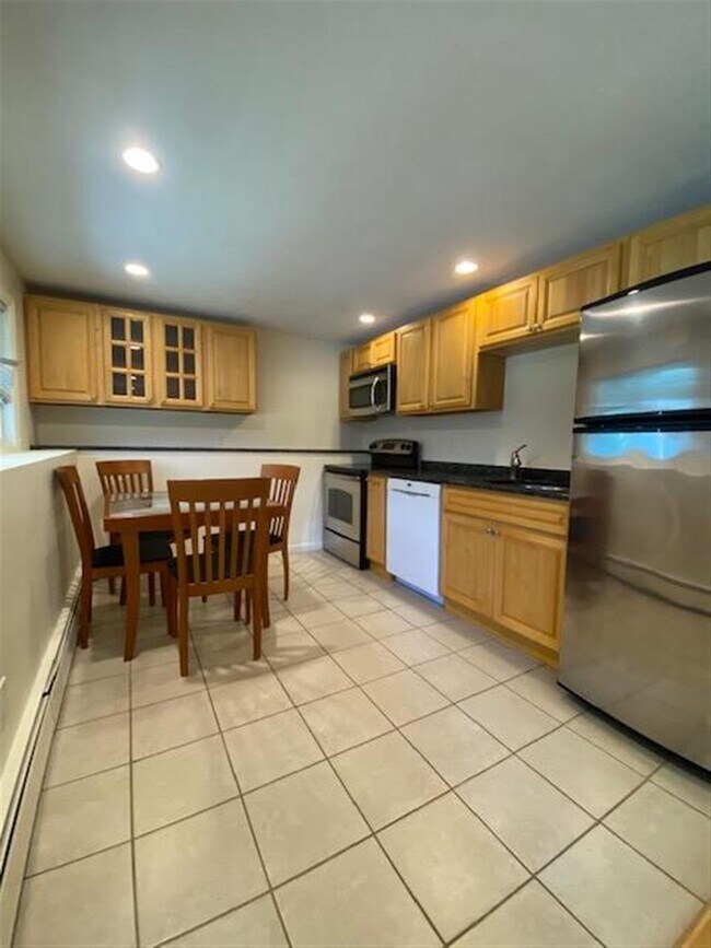 126 Clifton St, Unit 5