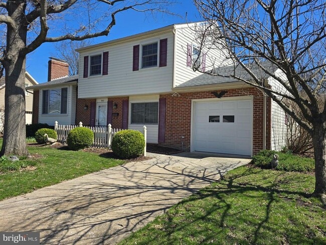 property at 802 Sunset Ave