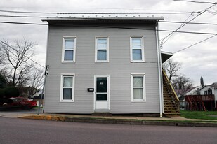 328 Center St, Unit 101 in Danville, PA - Building Photo