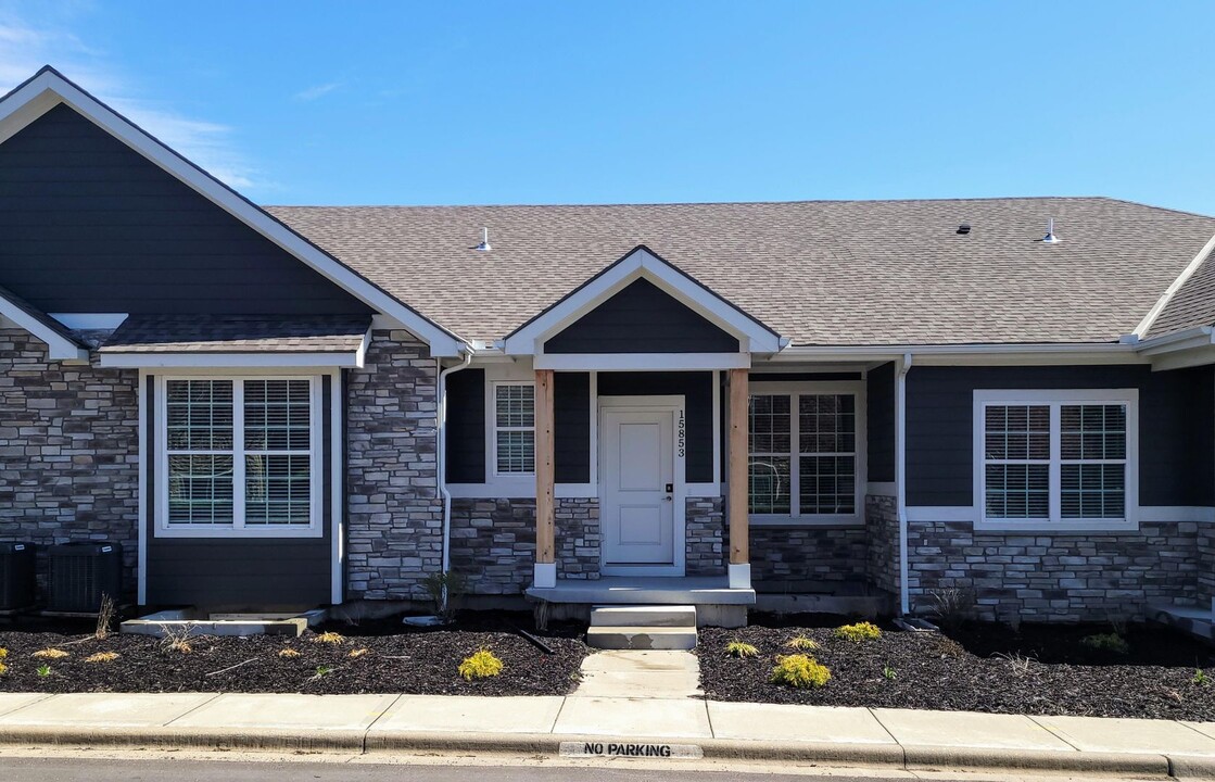15845 Foster in Overland Park, KS - Building Photo
