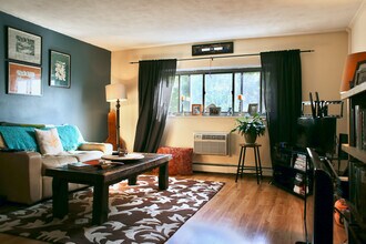 15 Walbridge St, Unit 38 in Boston, MA - Building Photo - Building Photo