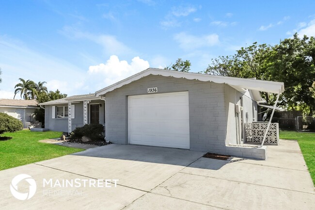 1936 Dartmouth Dr in Holiday, FL - Building Photo - Building Photo