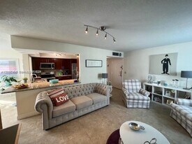 16570 NE 26th Ave in North Miami Beach, FL - Building Photo