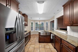 630 Castlebar Way in Mcdonough, GA - Building Photo - Building Photo