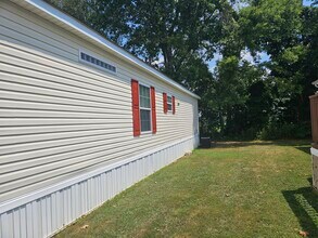 130 Lynnwood Cir in Clarksville, TN - Building Photo - Building Photo