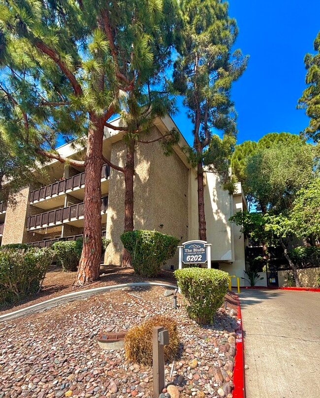 6202 Friars Rd, Unit 302 in San Diego, CA - Building Photo - Building Photo