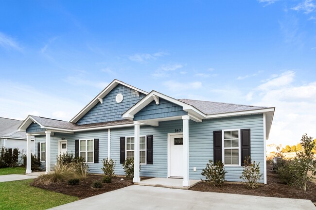 187 Highlands Glen in Shallotte, NC - Building Photo - Building Photo