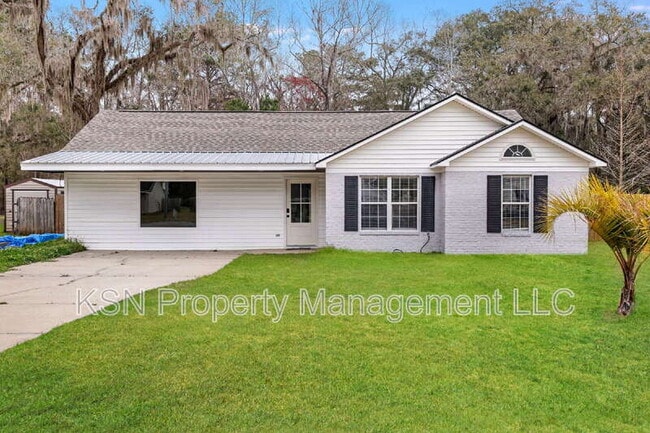 property at 106 Laurel Oaks