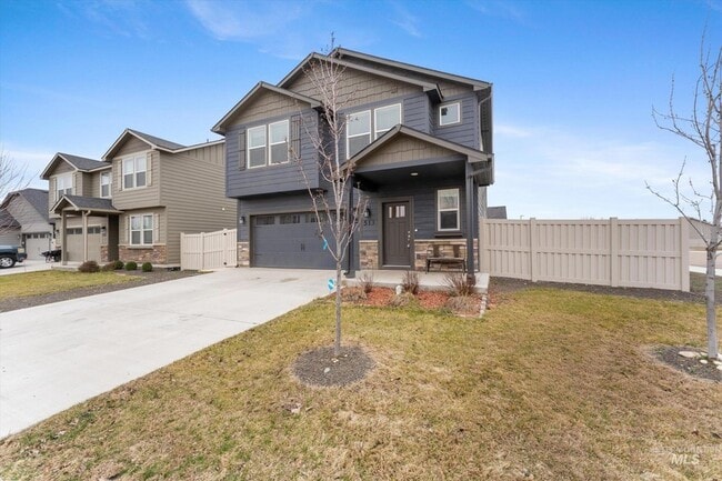 513 Stanley Lake St in Middleton, ID - Foto de edificio - Building Photo