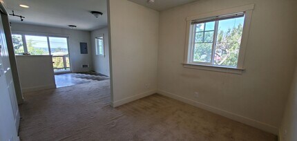 1107 High St in Bellingham, WA - Building Photo - Building Photo