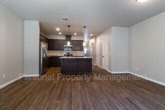 11212 NE 14th Ct in Vancouver, WA - Building Photo - Building Photo