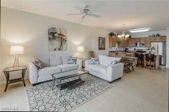 9631 Spanish Moss Way in Bonita Springs, FL - Building Photo - Building Photo