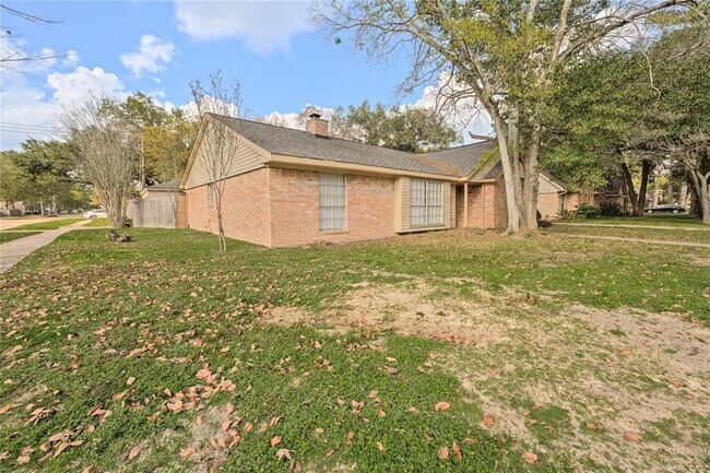 4722 Elmbrook Dr in Spring, TX - Building Photo - Building Photo