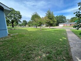 5420 E 1st St N in Wichita, KS - Building Photo