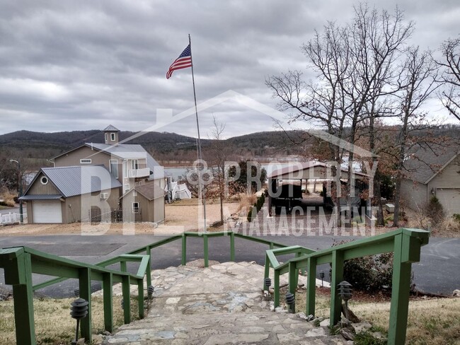 property at 127 Lemongrass Ln