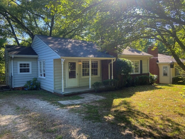 4 Elletson Dr in Greenville, SC - Building Photo - Building Photo