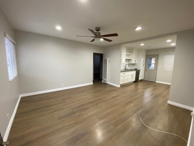 4161 W 159th St in Lawndale, CA - Foto de edificio - Building Photo