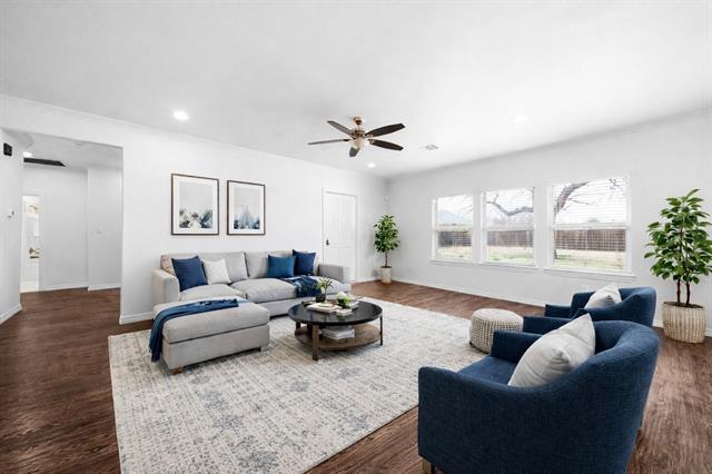 property at 810 N Walnut St