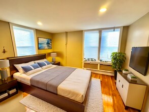 76 Egmont St in Brookline, MA - Building Photo - Building Photo