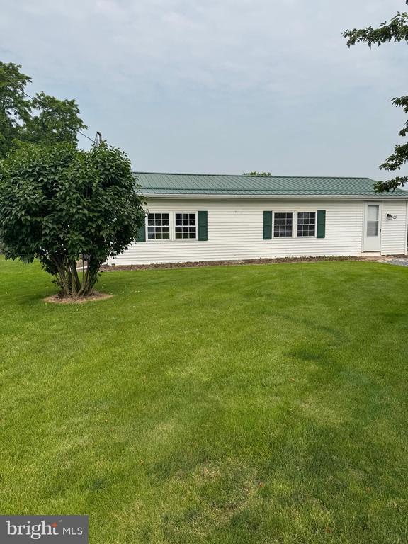 408 Williamson Rd in Greencastle, PA - Building Photo - Building Photo