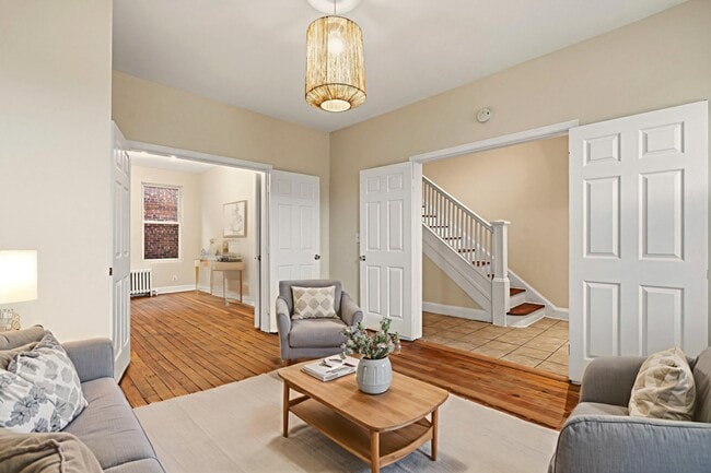 708 Columbia Rd NW in Washington, DC - Building Photo - Building Photo