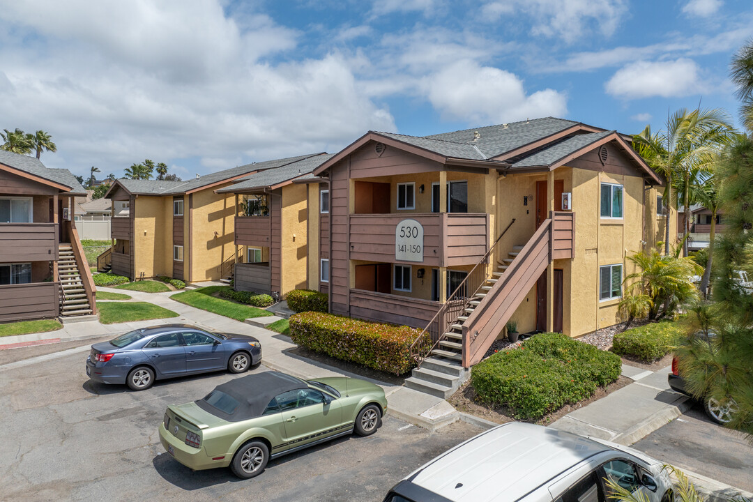 Libby Lake Apartments in Oceanside, CA - Foto de edificio